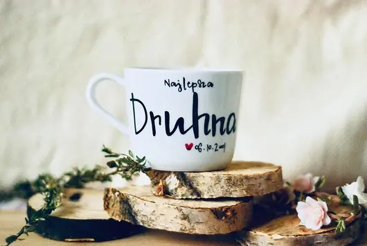 Kubek NAJLEPSZA DRUHNA Z WYBRANĄ DATĄ Dodaj do koszyka
