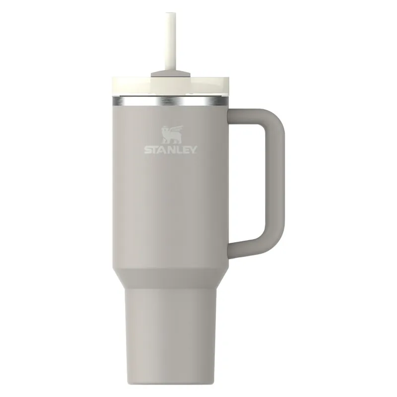 Ostatnie sztuki Jasnoszary termos ze słomką ze stali nierdzewnej 1,18 l Quencher H2.0 FlowState Tumbler Ash – Stanley Bonami