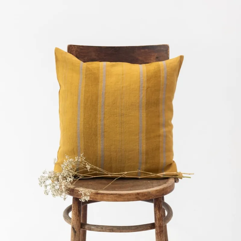 Łatwy zwrot Lniana poszewka na poduszkę 40x40 cm Amber Bronze Stripes – Linen Tales Bonami