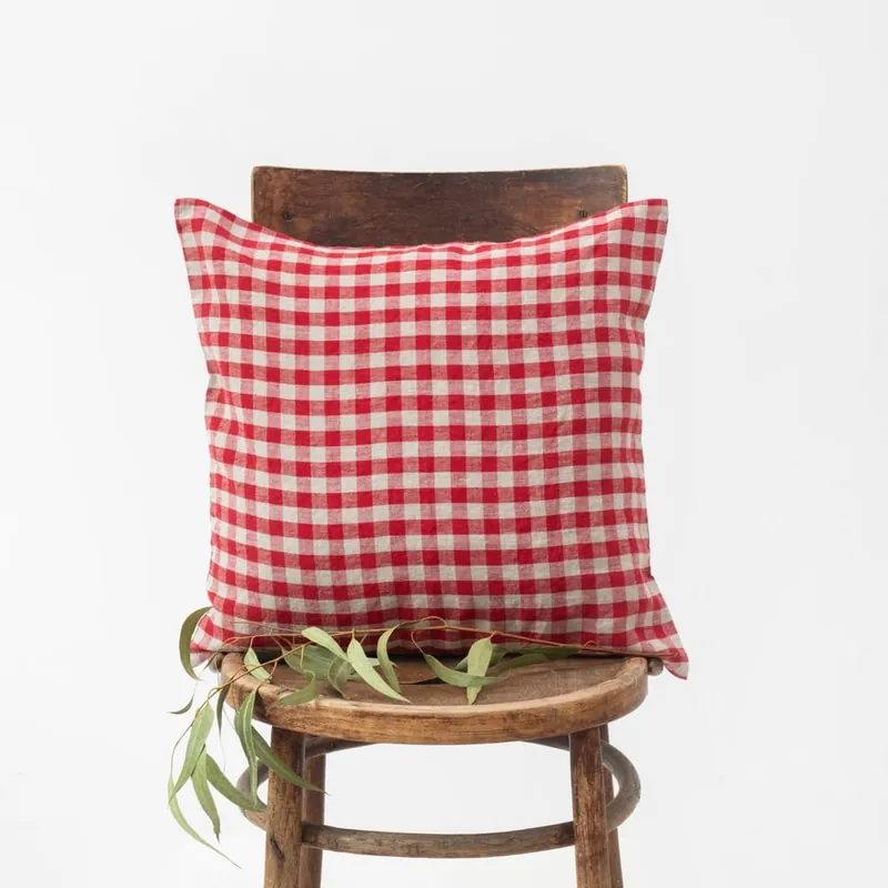Lniana poszewka na poduszkę 50x50 cm Red Gingham – Linen Tales Bonami Nowość