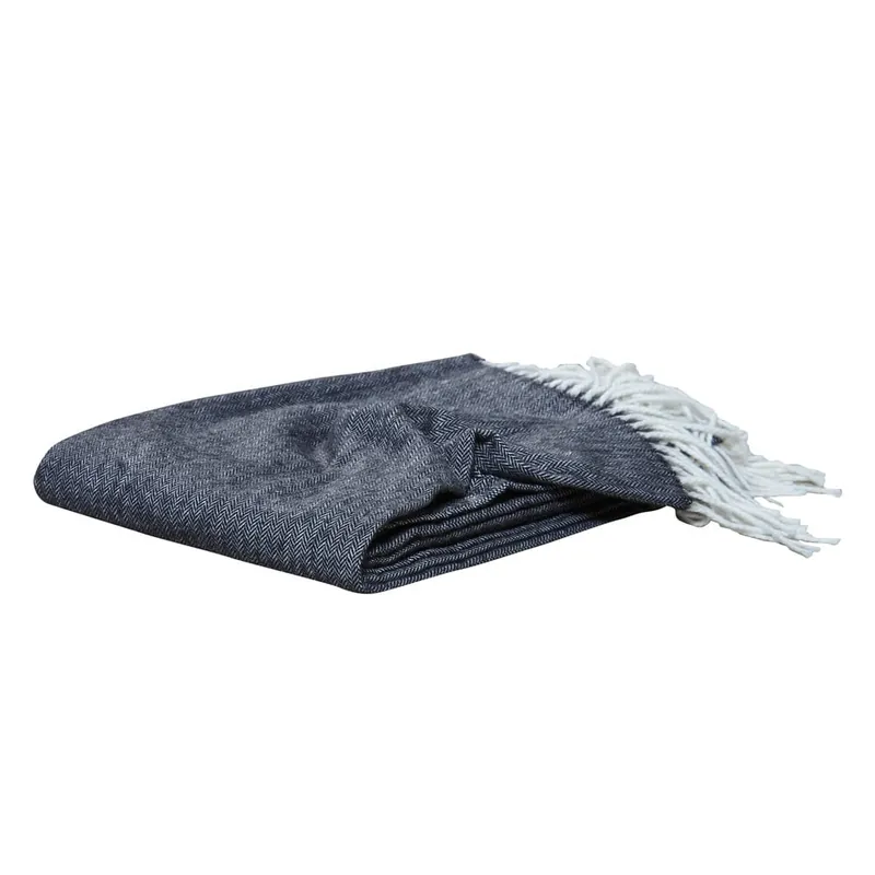 Popularny Koc Nova Throw Black, 120x175 cm Bonami
