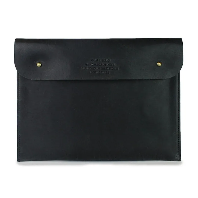 Czarne etui skórzane na iPad 10,5" O My Bag Sleeve Bonami Nowość