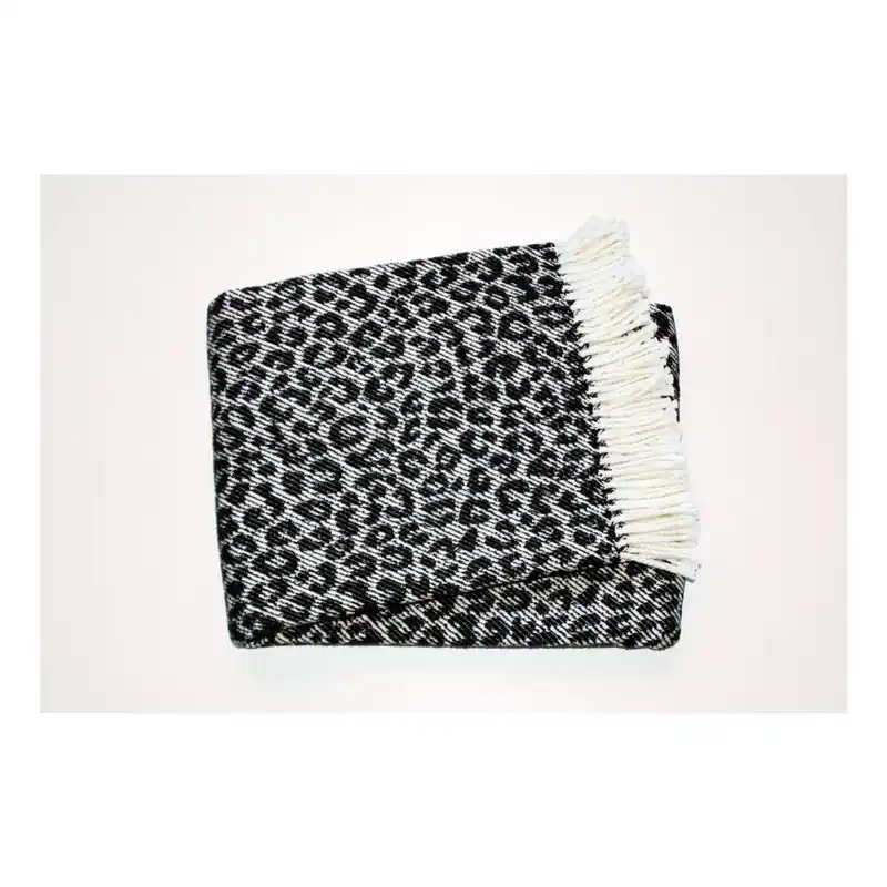 Koc Leopard Black, 140x180 cm Bonami Szybka wysyłka