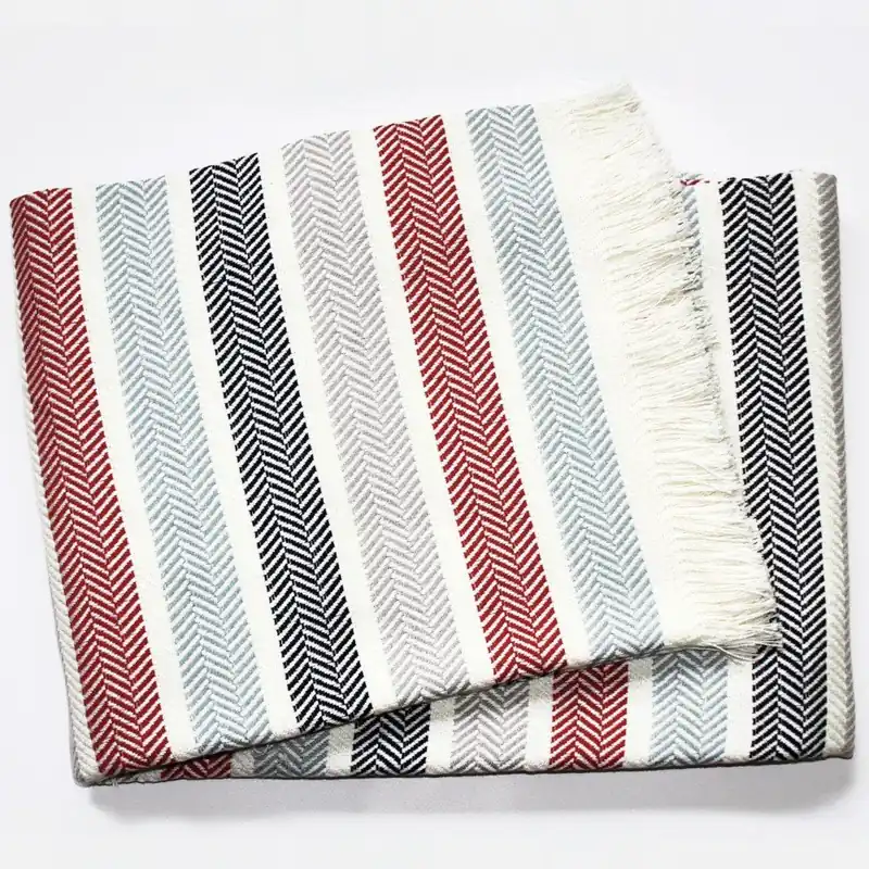 Koc Ocean Navy Blue Red, 140x250 cm Bonami Taniej