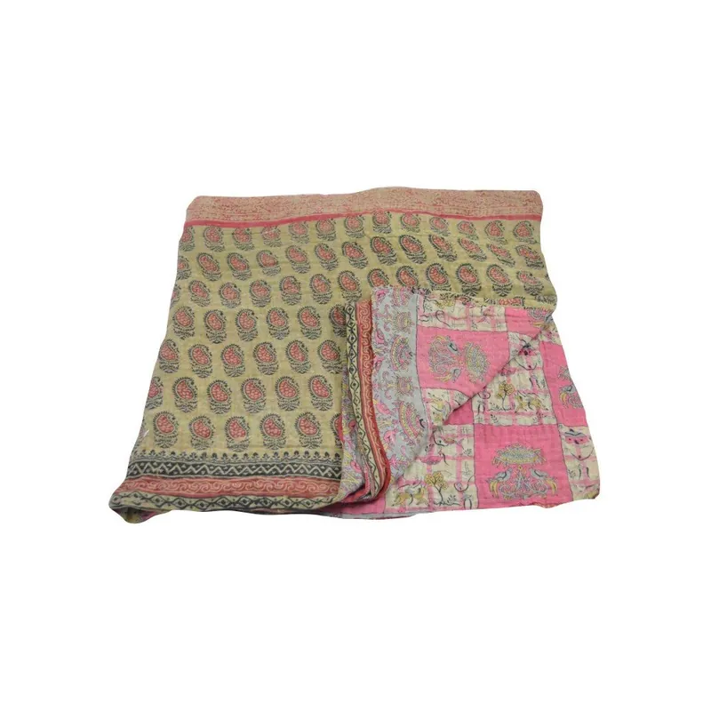 Bezpieczne zakupy Różowa narzuta Dassie Artisan Kantha Vintage Bonami